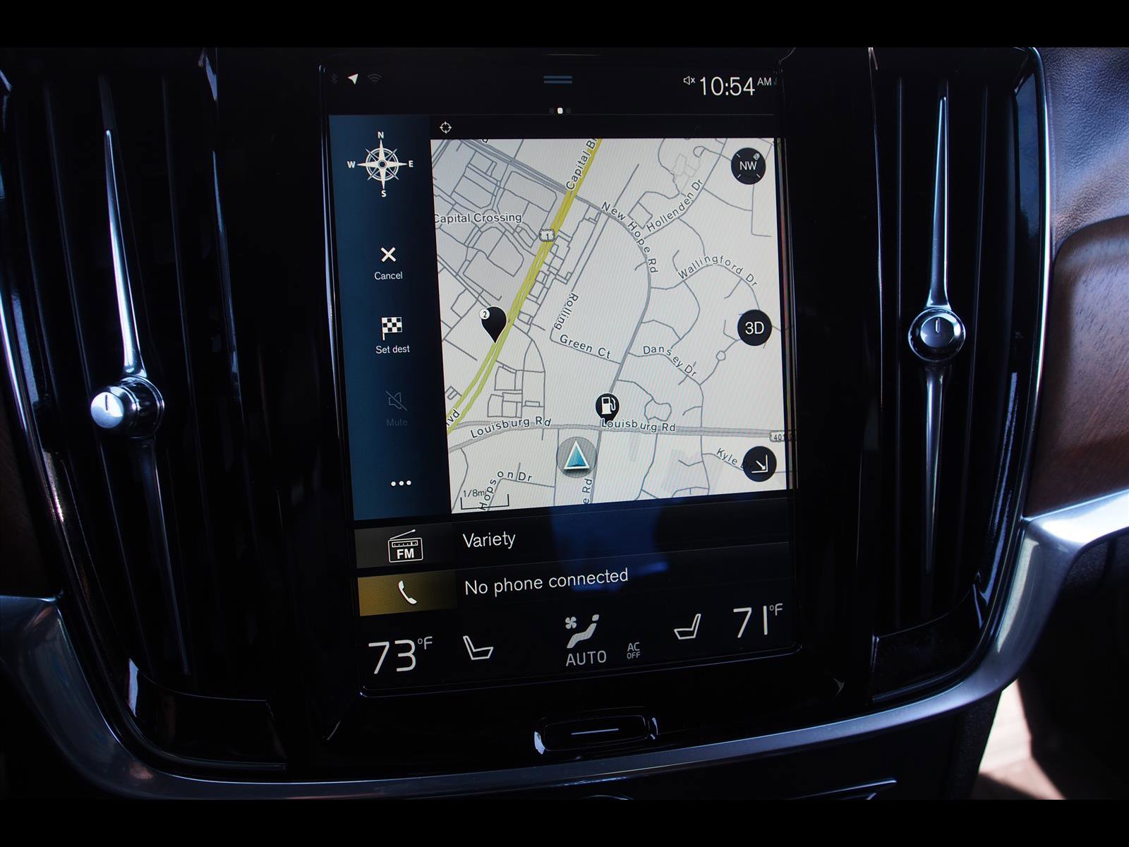 Used 2017 Volvo S90 T6 Inscription w/ Vision Package image 30