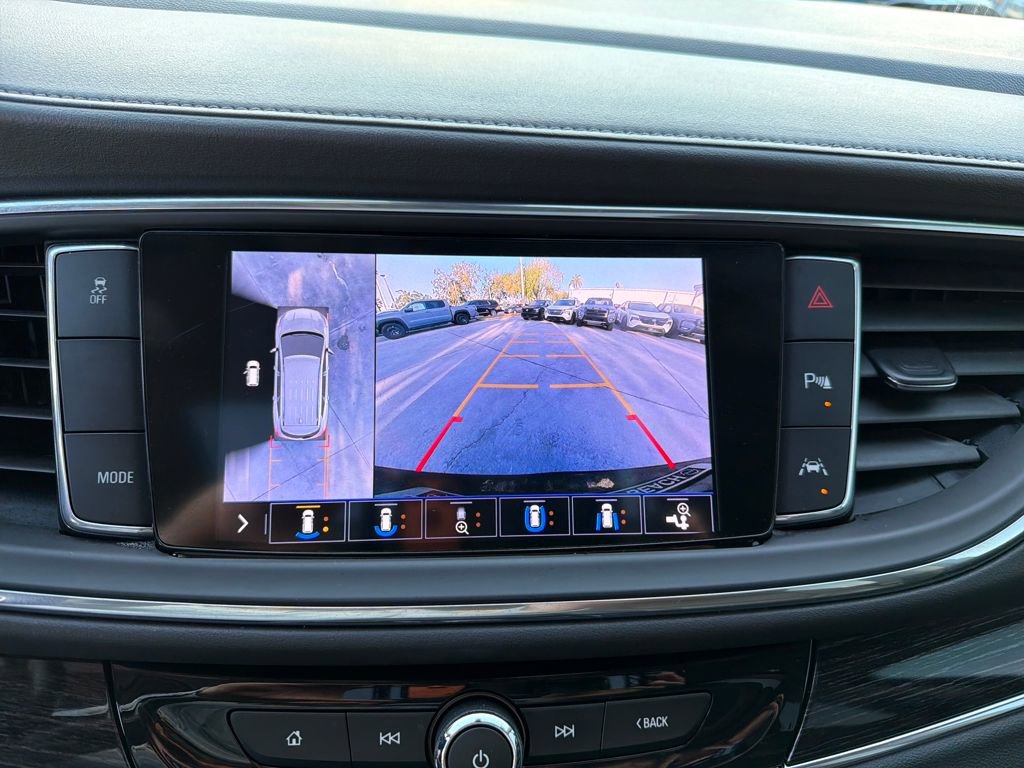 Used 2020 Buick Enclave Avenir w/ Avenir Technology Package image 29