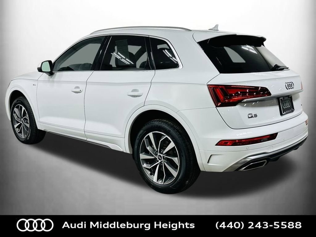 Certified 2023 Audi Q5 2.0T Premium w/ Convenience Package image 5