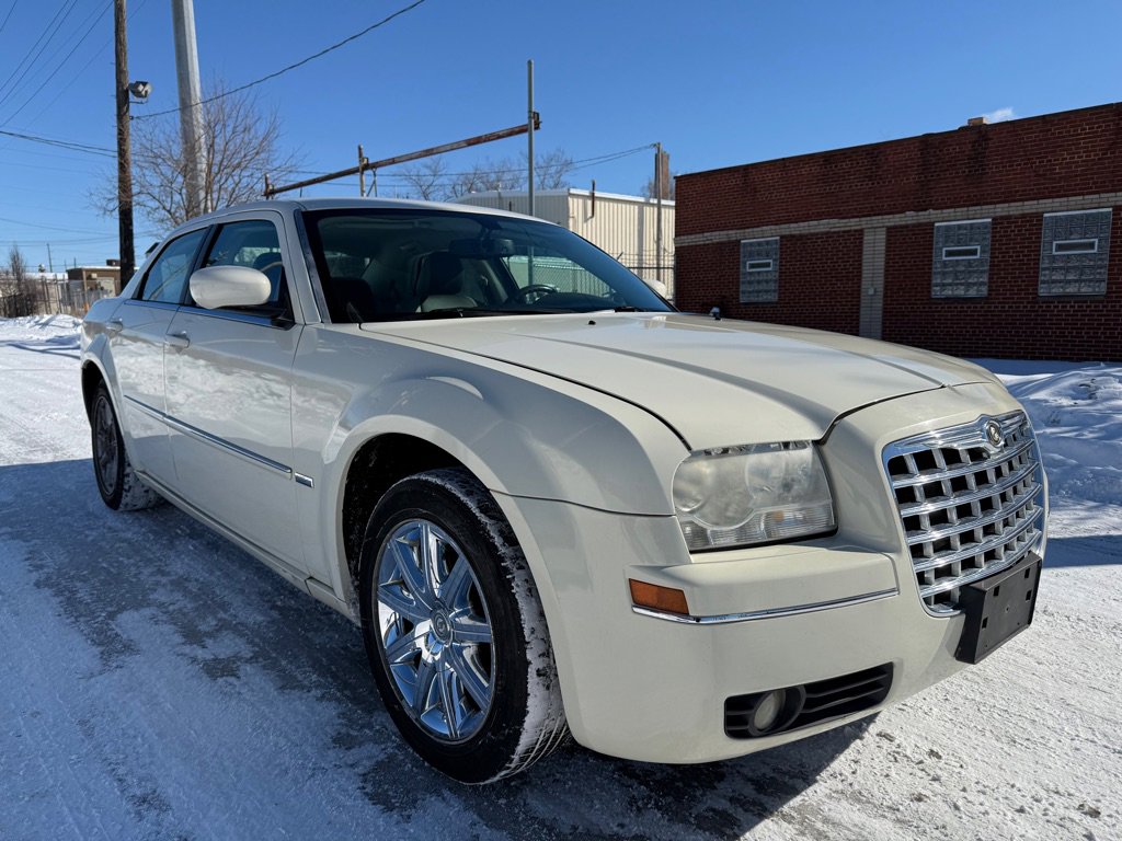 Used 2008 Chrysler 300 Touring image 6