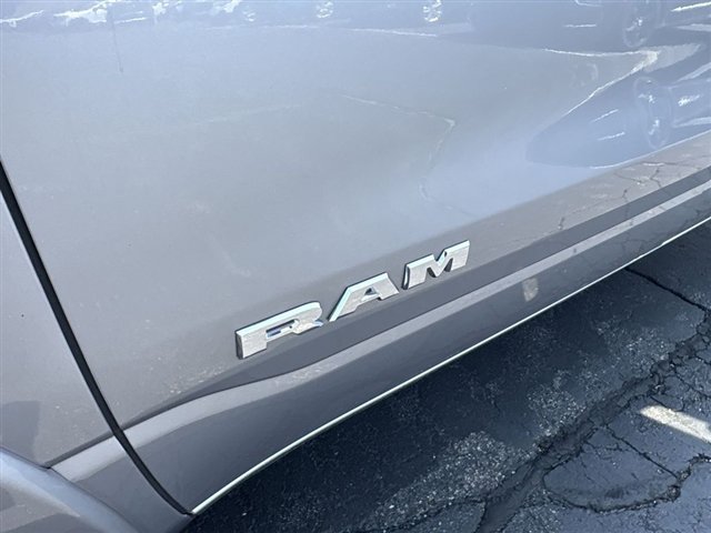 Used 2025 RAM 1500 Laramie w/ Sport Appearance Package AWD/4WD image 32
