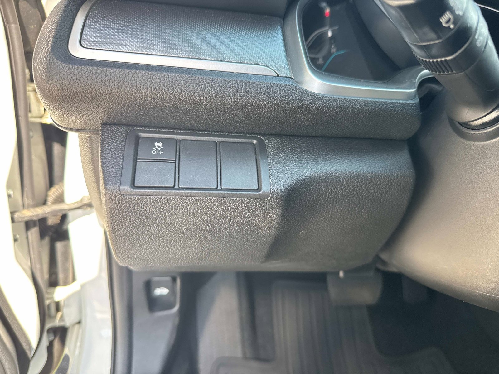 Used 2017 Honda Civic EX-L image 26