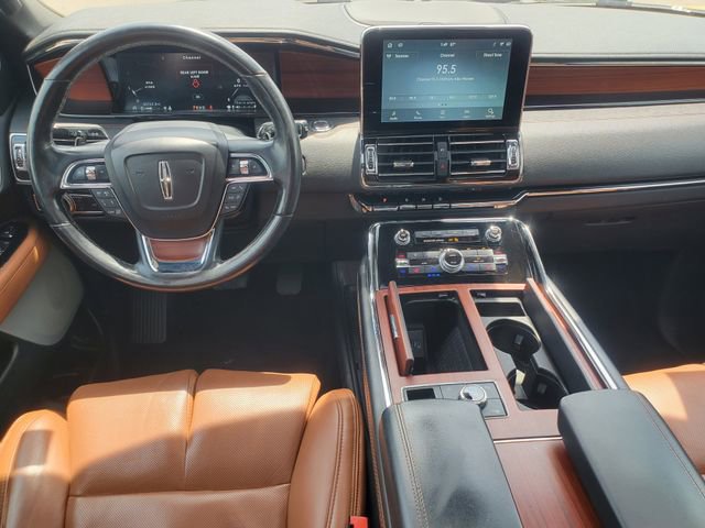 Used 2021 Lincoln Navigator L Reserve AWD/4WD image 26