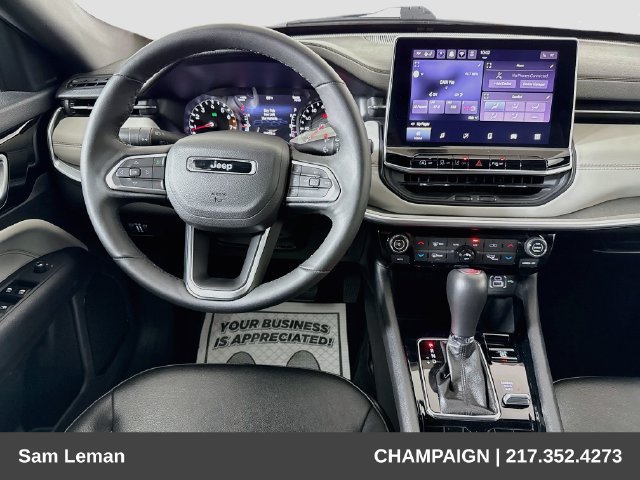 Used 2025 Jeep Compass Limited AWD/4WD image 20