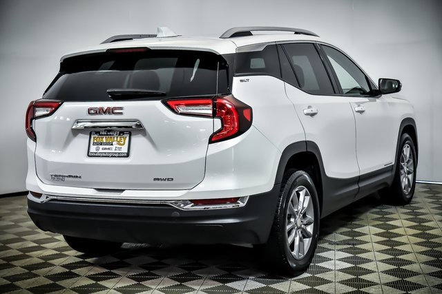 Used 2022 GMC Terrain SLT image 7