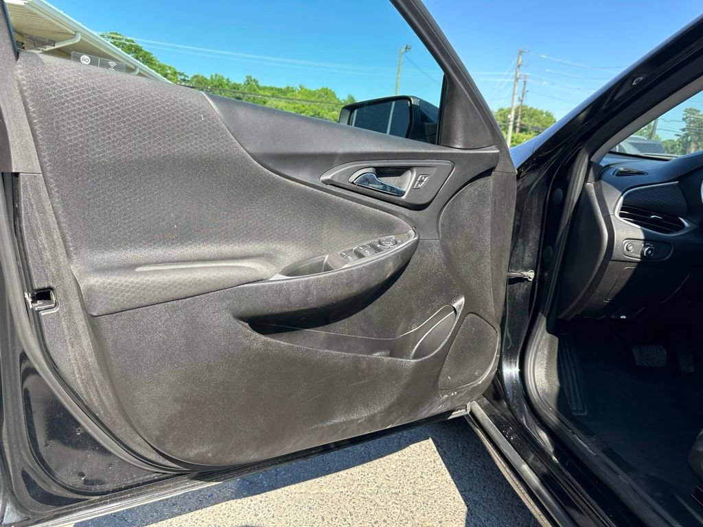 Used 2024 Chevrolet Malibu LT FWD image 14