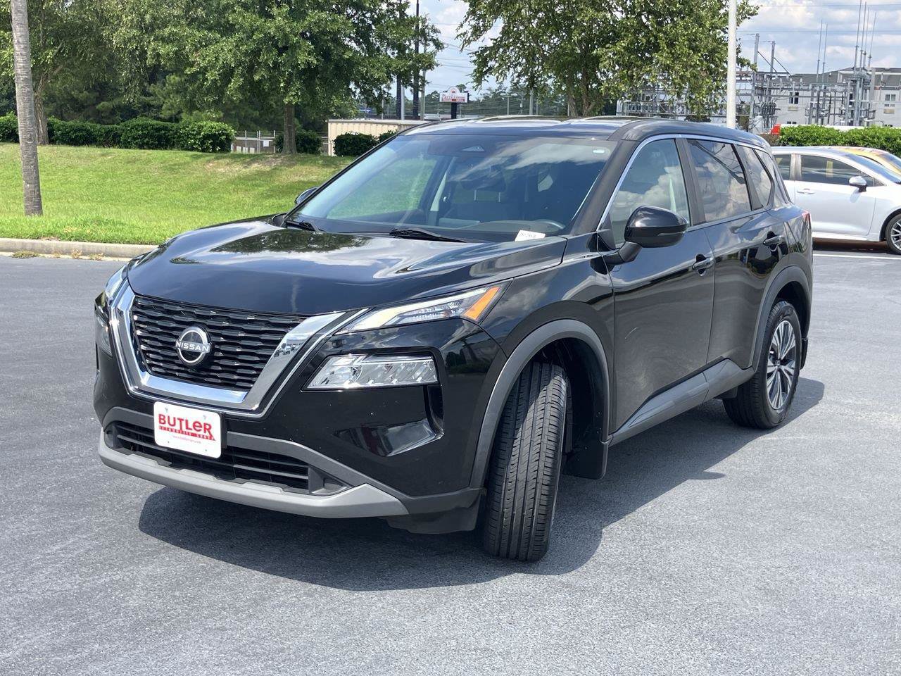 Used 2022 Nissan Rogue SV