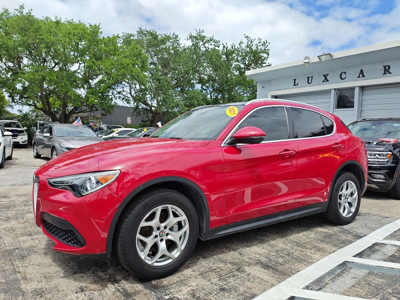 Used 2021 Alfa Romeo Stelvio Sprint w/ Sun & Sound Package AWD/4WD image 3