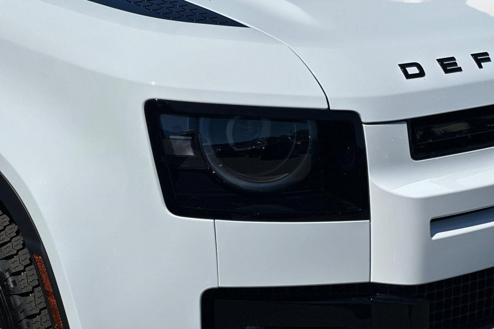 New 2026 Land Rover Defender 110 S AWD/4WD image 11