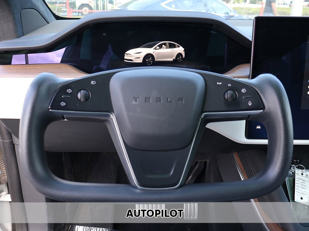 Used 2022 Tesla Model X AWD/4WD image 3