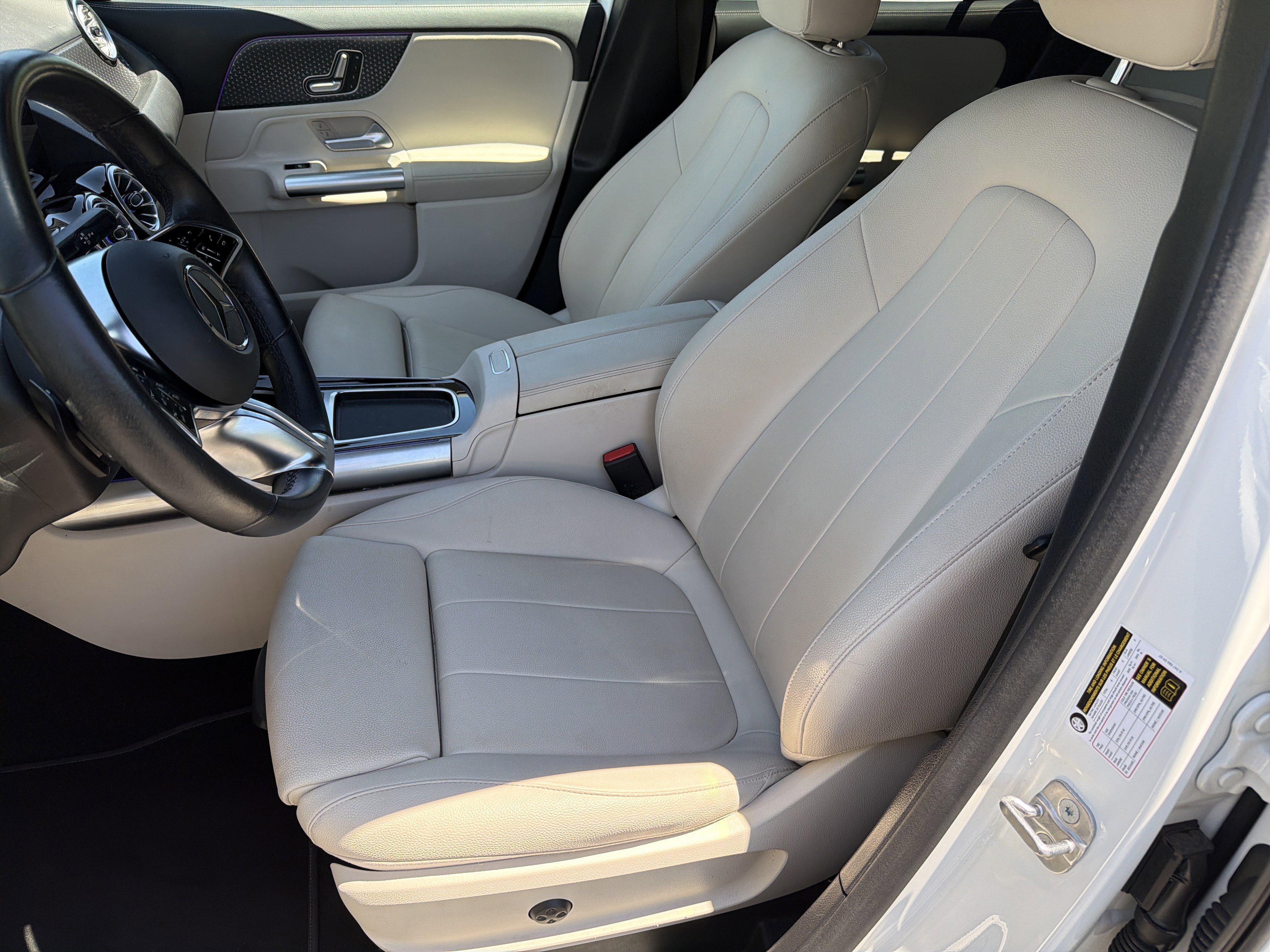 Used 2025 Mercedes-Benz GLA 250 image 15