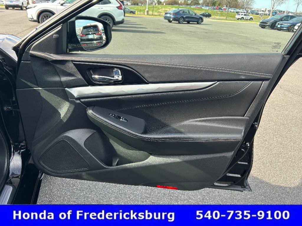 Used 2020 Nissan Maxima 3.5 SV w/ Floor Mat Group image 14