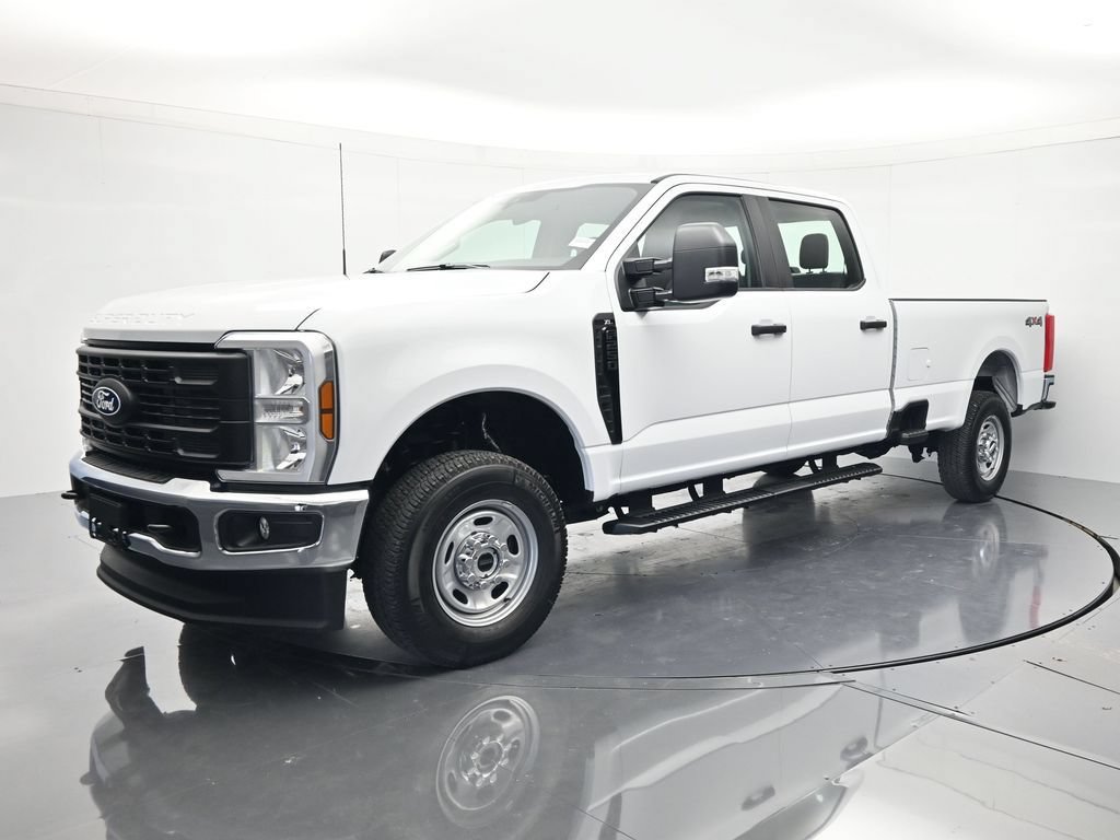 New 2027 Ford F250 XL w/ XL Chrome Package