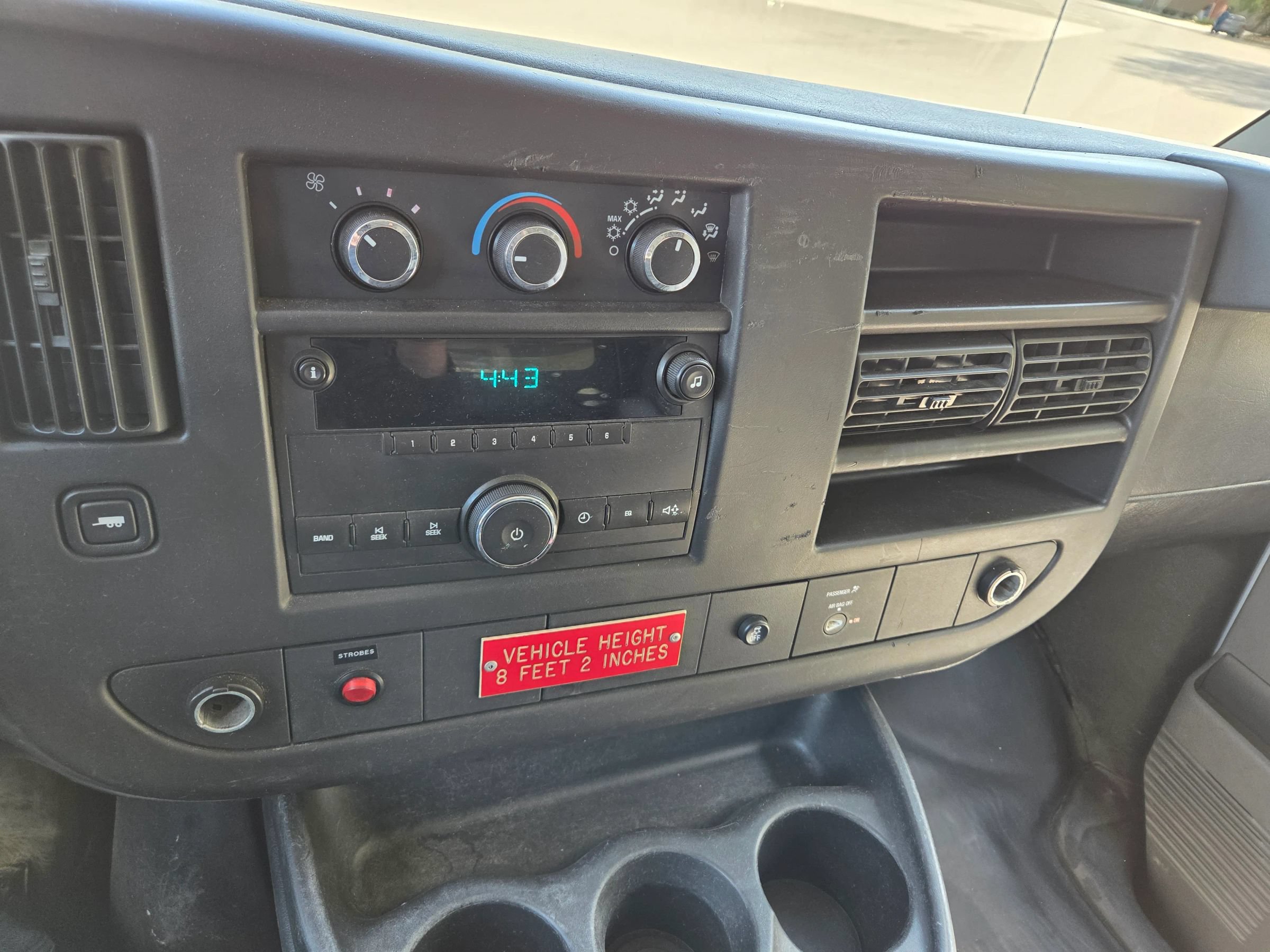 Used 2013 GMC Savana 2500 w/ Cold Climate Package RWD image 12