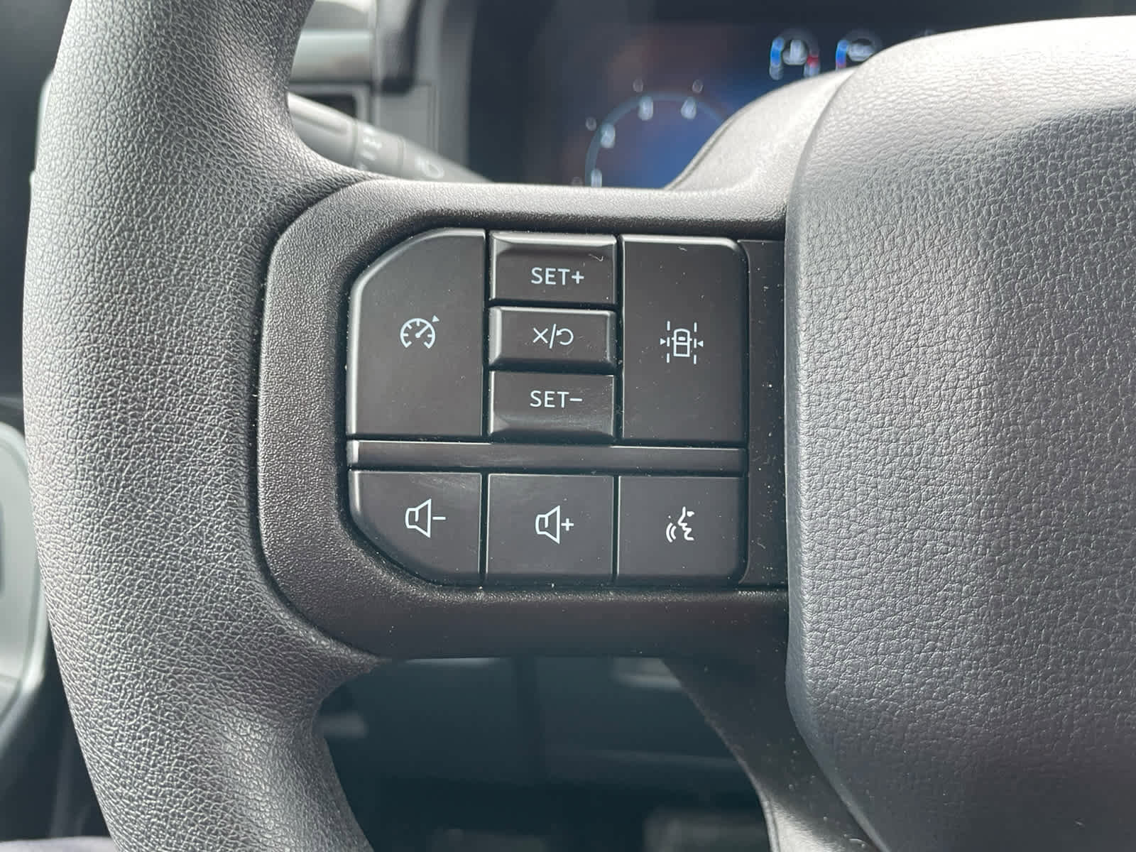 Used 2025 Ford F150 STX w/ Equipment Group 200A image 17