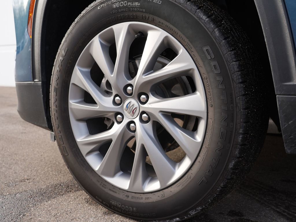Used 2025 Buick Enclave Preferred AWD/4WD image 33