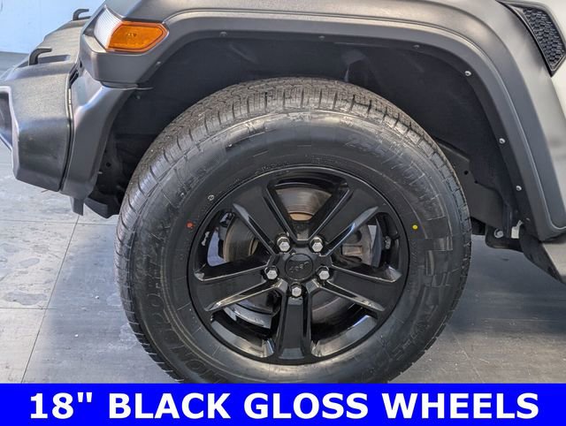 Used 2022 Jeep Wrangler Unlimited Sport image 4