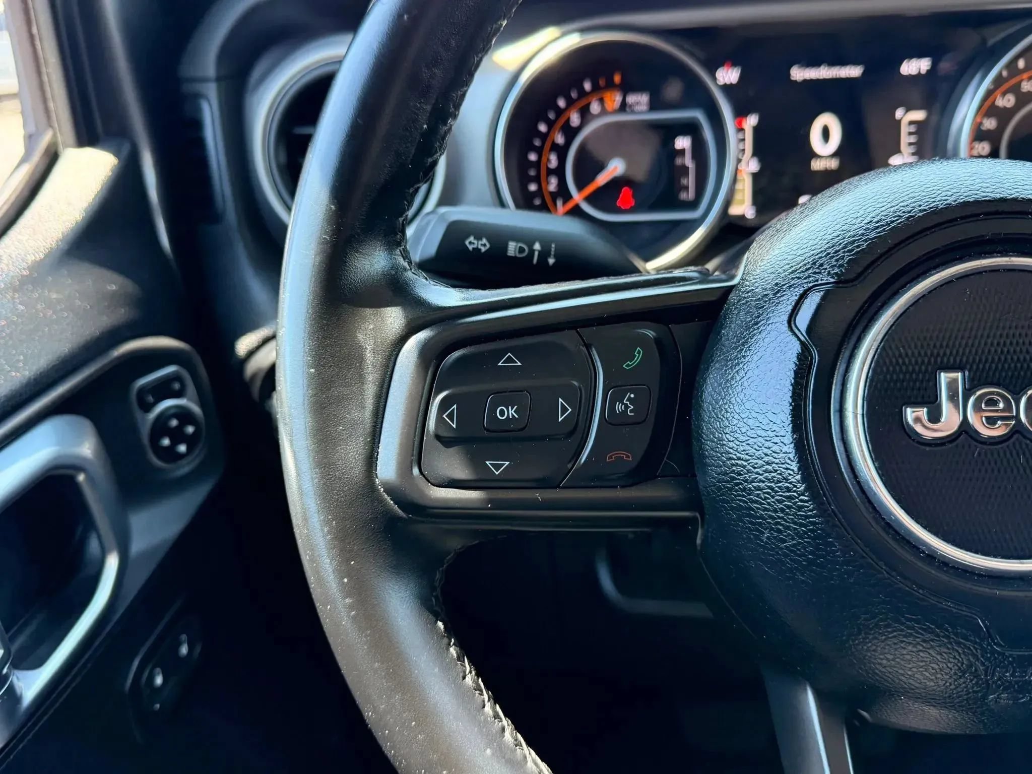 Used 2020 Jeep Gladiator Sport w/ Quick Order Package 24S AWD/4WD image 24