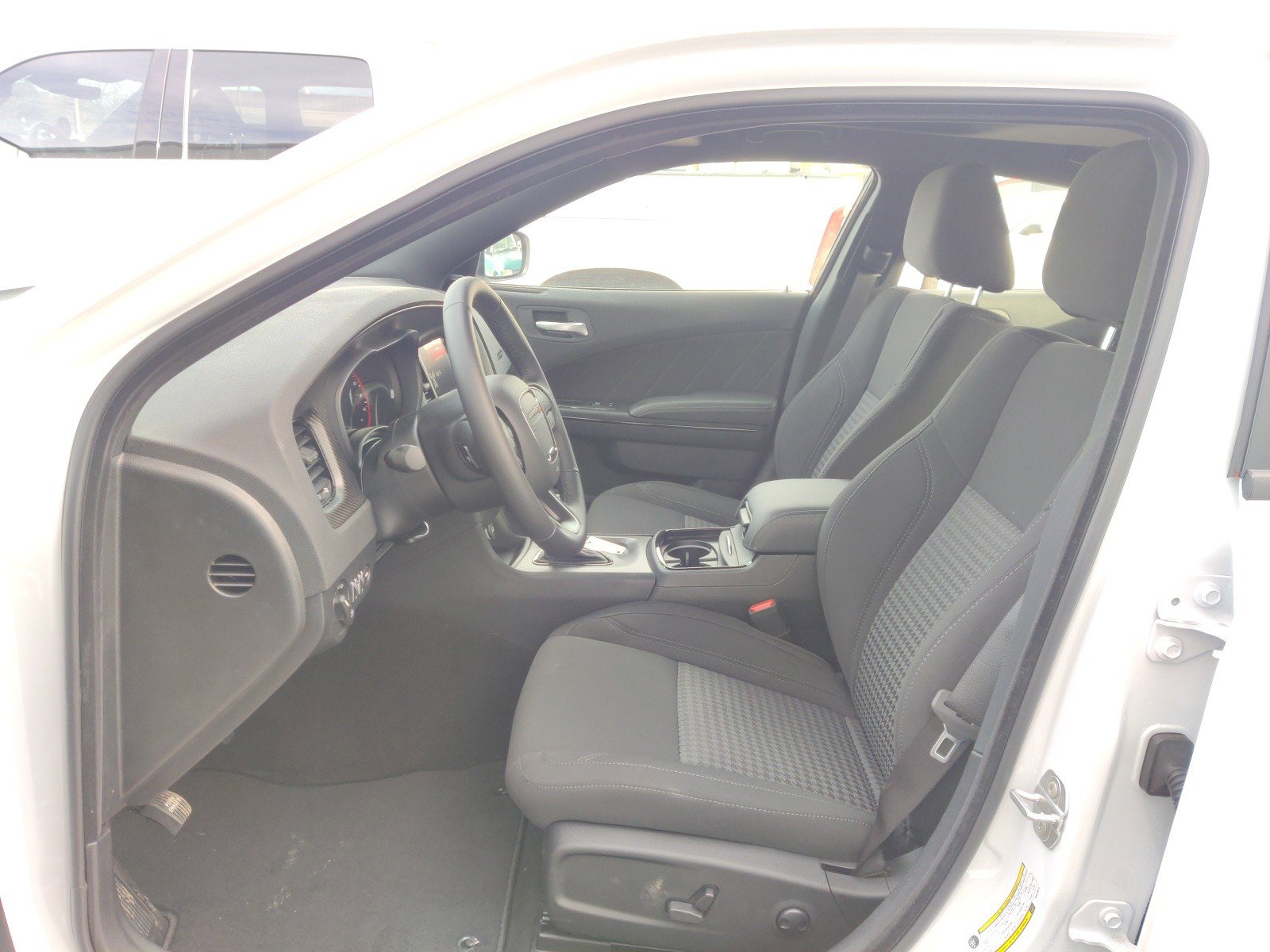 New 2023 Dodge Charger SXT w/ Blacktop Special Edition image 18