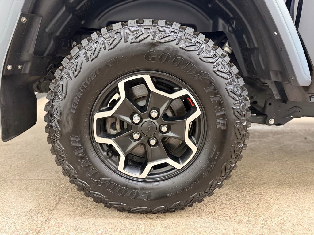 Used 2022 Jeep Gladiator Rubicon AWD/4WD image 27