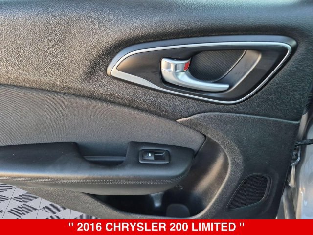 Used 2016 Chrysler 200 Limited w/ Anniversary Edition FWD image 28