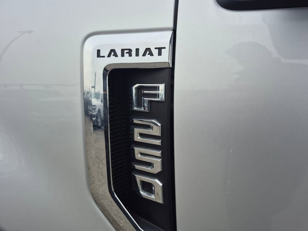 Used 2017 Ford F250 Lariat w/ Lariat Value Package image 14