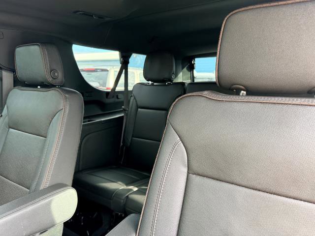 Used 2024 Chevrolet Suburban High Country w/ Max Trailering Package image 17