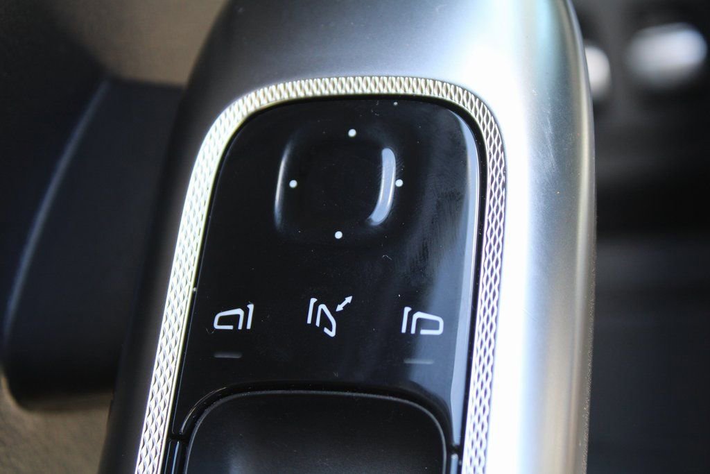 Certified 2025 Mercedes-Benz GLC 350e image 21