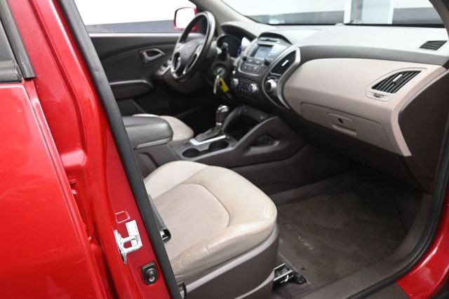 Used 2015 Hyundai Tucson SE FWD image 26