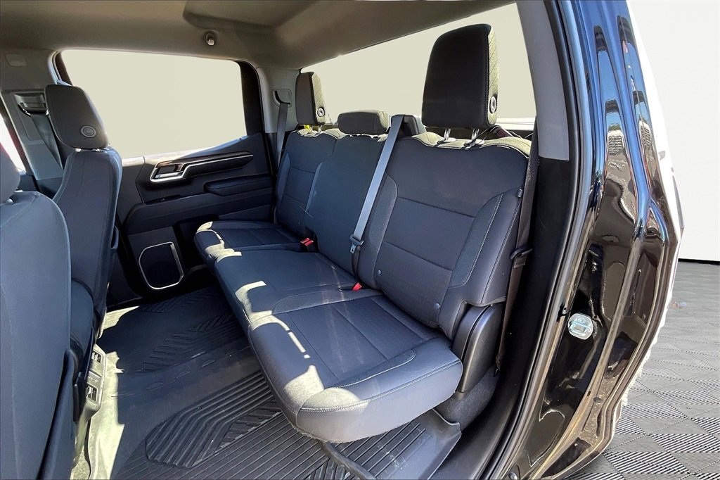 Used 2023 Chevrolet Silverado 1500 LT Trail Boss image 25