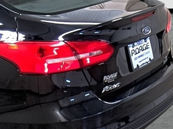 Used 2018 Ford Focus SE FWD image 10