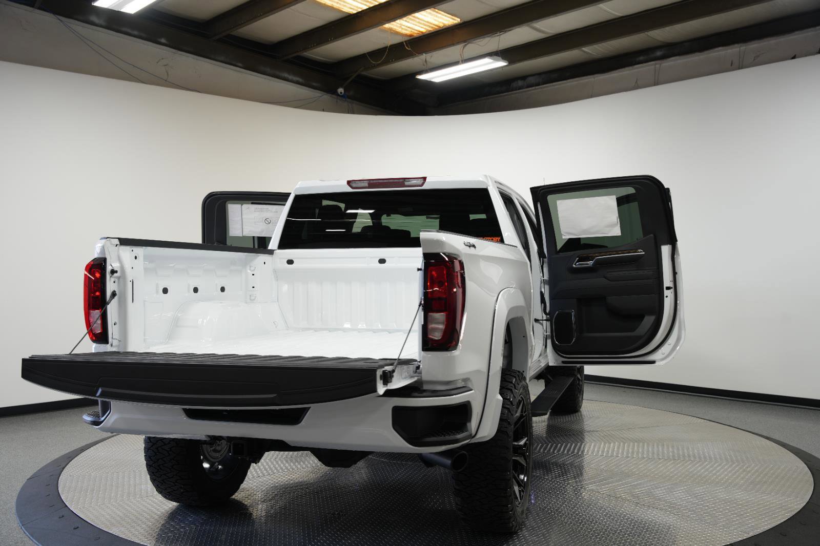 New 2026 GMC Sierra 1500 Elevation AWD/4WD image 14