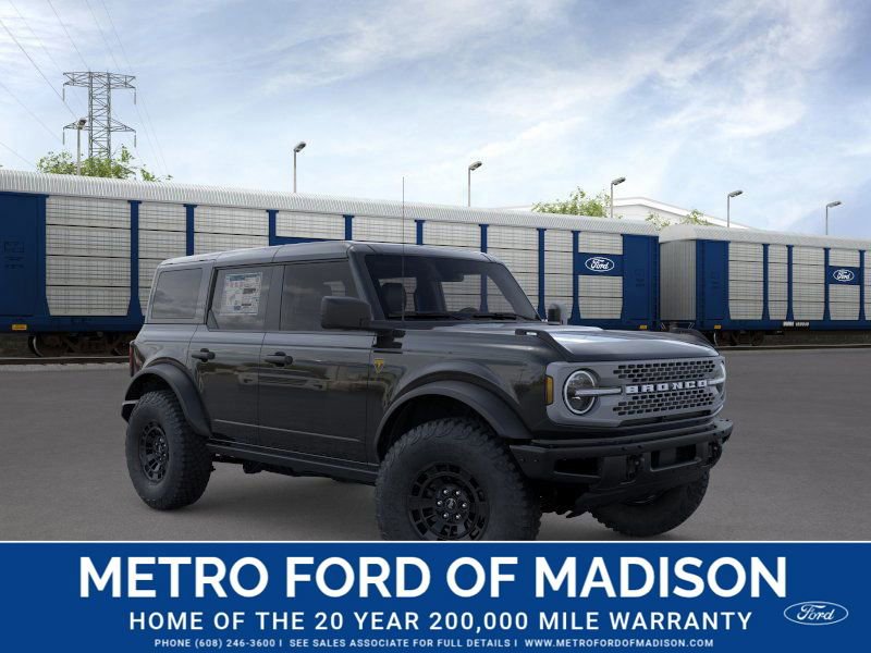 New 2026 Ford Bronco Badlands image 8
