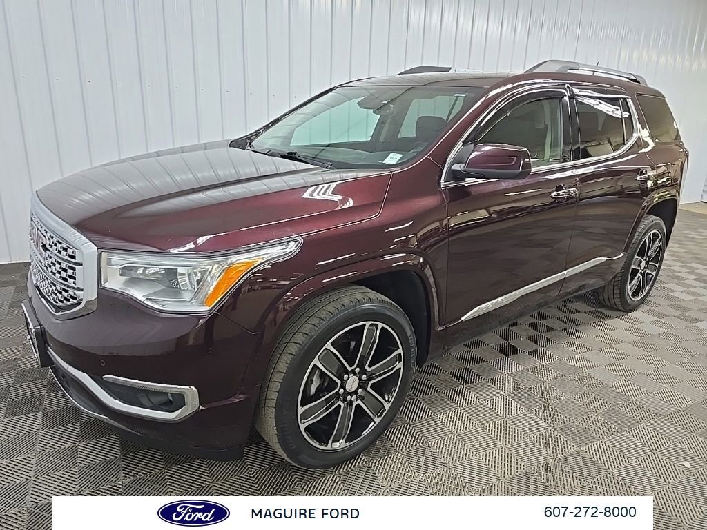 Used 2017 GMC Acadia Denali w/ Technology Package AWD/4WD image 10