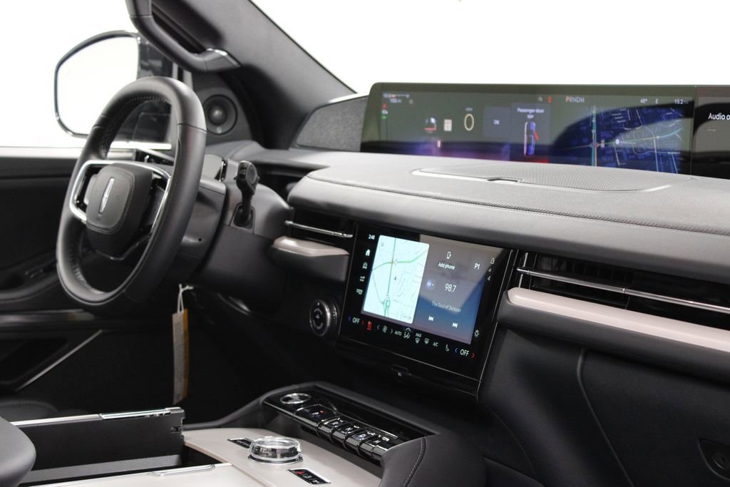 New 2026 Lincoln Navigator L Reserve image 34