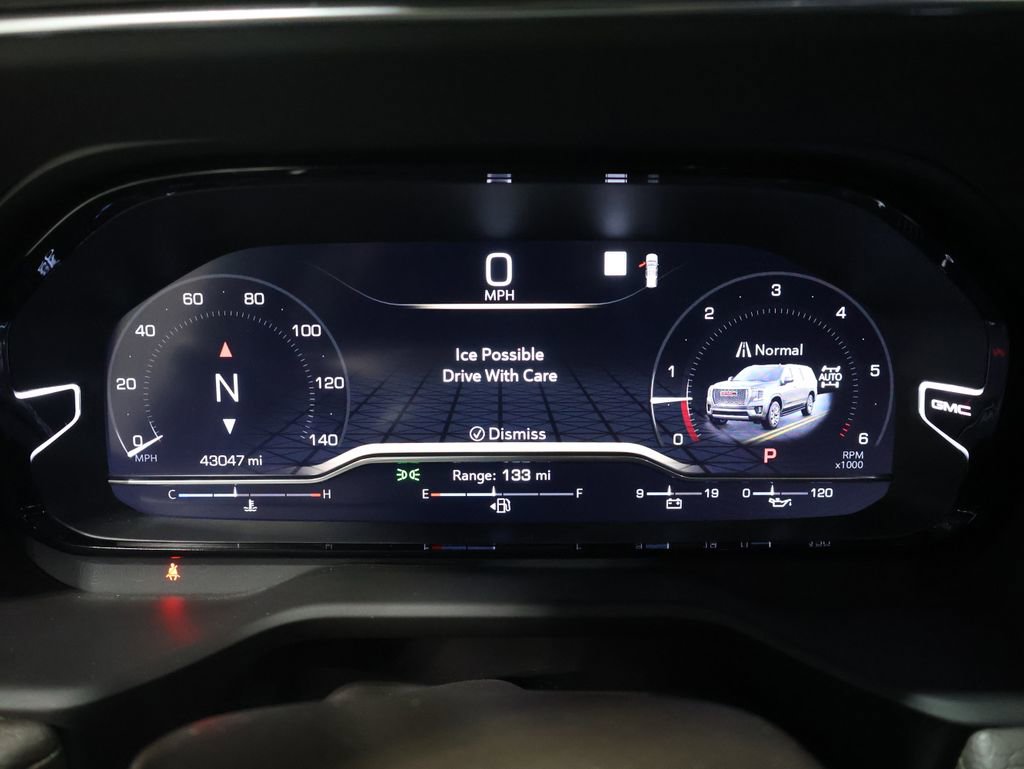 Used 2022 GMC Yukon XL Denali image 43