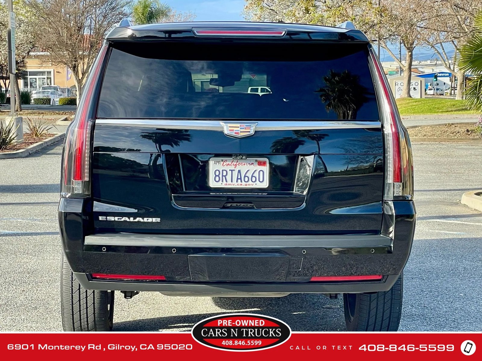 Used 2019 Cadillac Escalade ESV Premium Luxury image 5