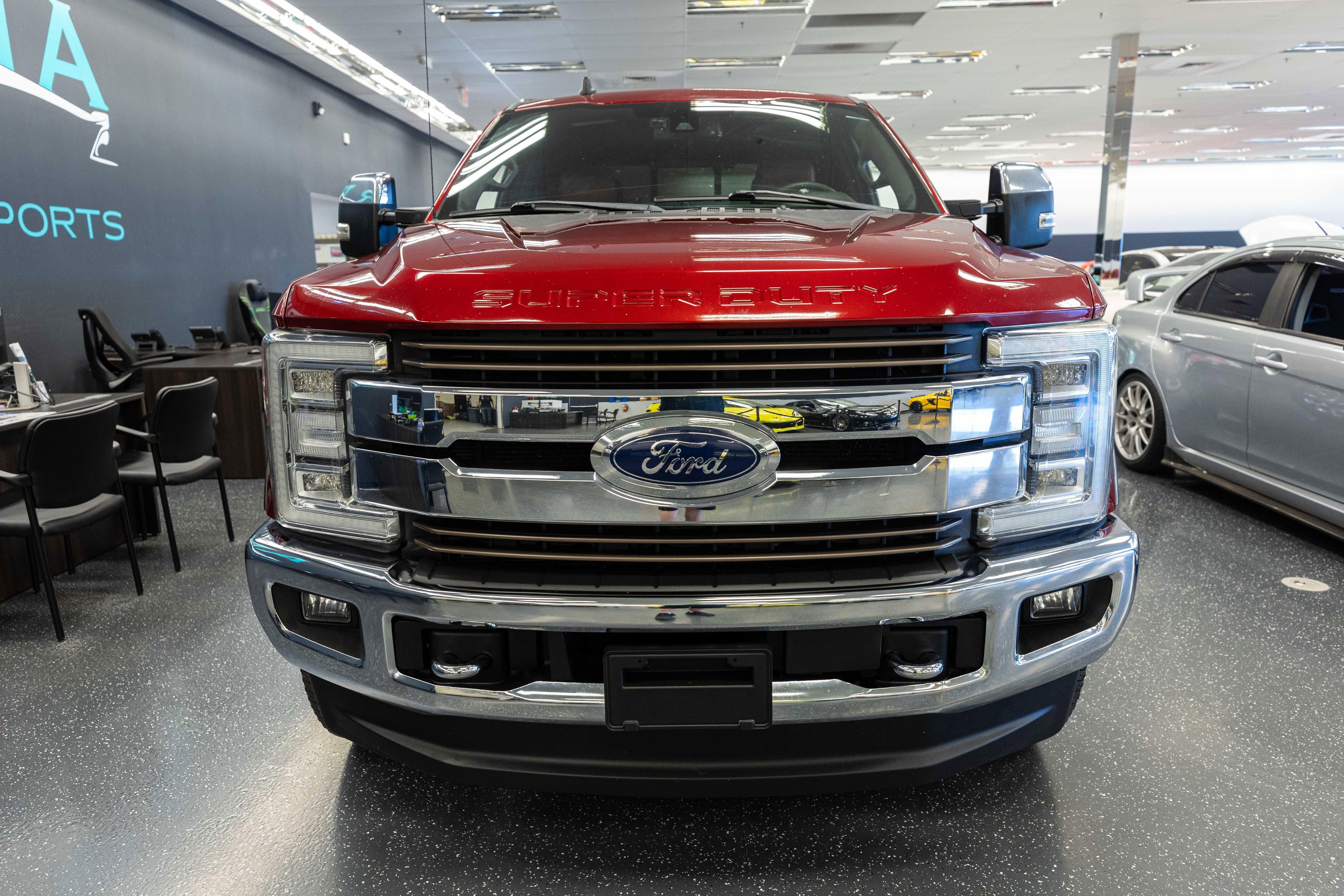 Used 2019 Ford F250 King Ranch w/ King Ranch Ultimate Package AWD/4WD image 2