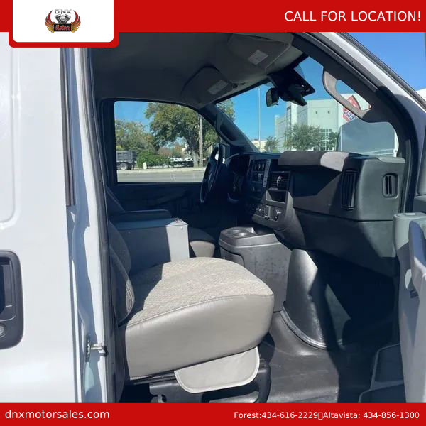 Used 2021 Chevrolet Express 2500 w/ Driver Convenience Package image 8