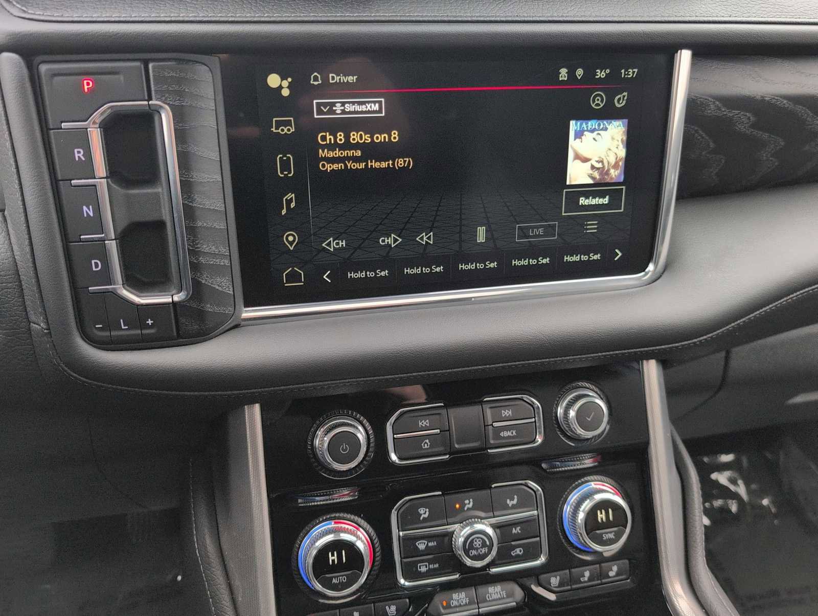 Used 2024 GMC Yukon XL Denali image 30