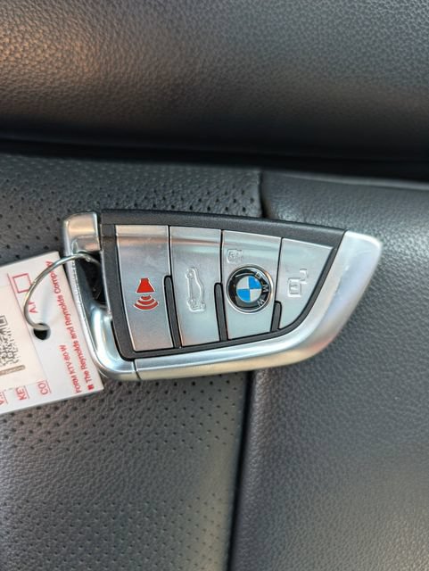 Used 2022 BMW X7 xDrive40i w/ M Sport Package AWD/4WD image 29