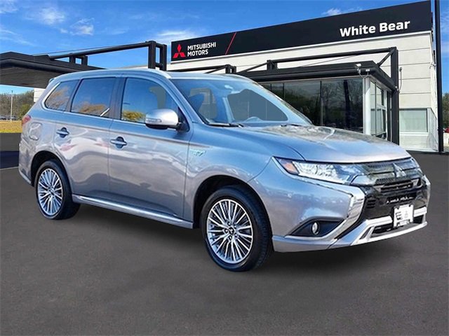 Used 2022 Mitsubishi Outlander SEL image 1