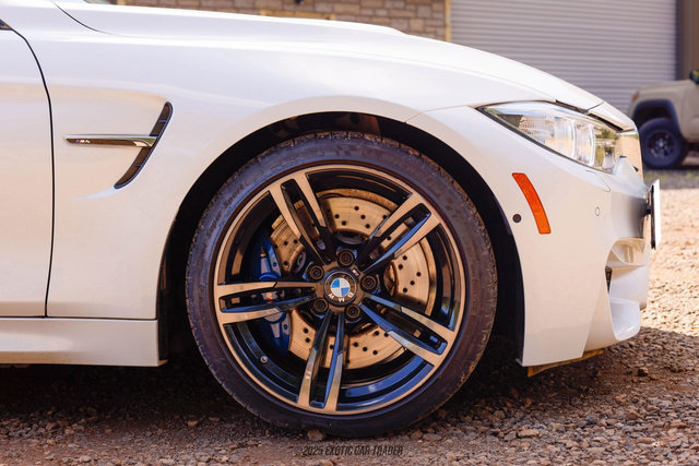 Used 2015 BMW M4 Convertible image 11