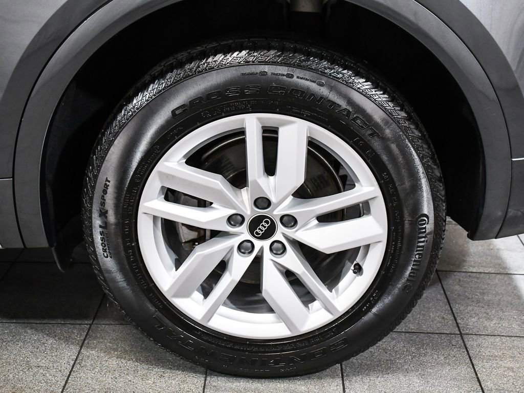 Used 2023 Audi Q5 2.0T Premium w/ Convenience Package AWD/4WD image 8