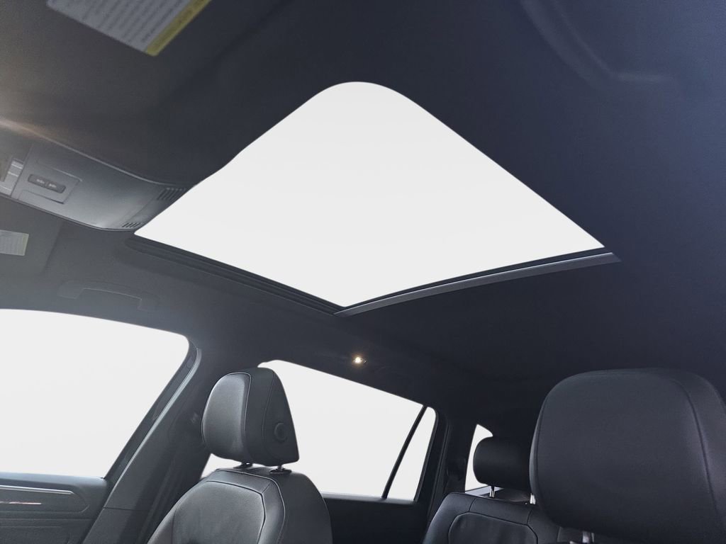 Used 2019 Volkswagen Tiguan S image 30