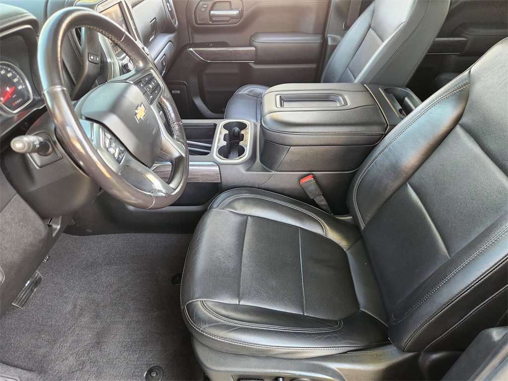 Used 2020 Chevrolet Silverado 1500 LTZ w/ LTZ Premium Package image 11