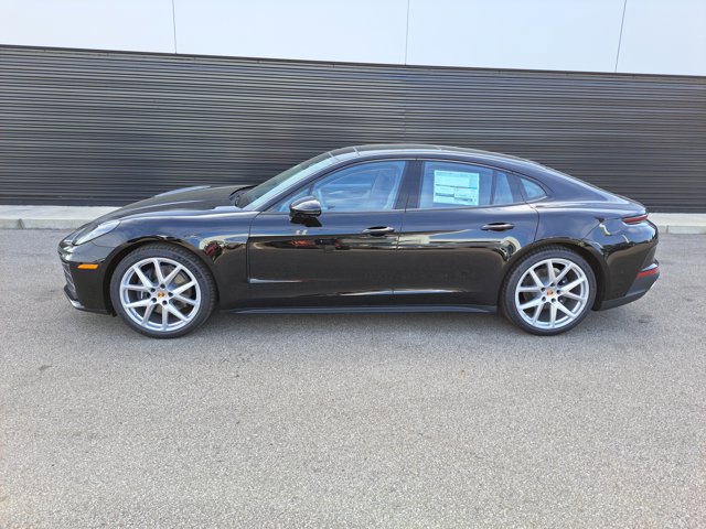 New 2026 Porsche Panamera 4 image 2