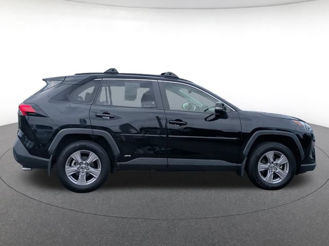 Used 2022 Toyota RAV4 XLE w/ Convenience Package AWD/4WD image 7