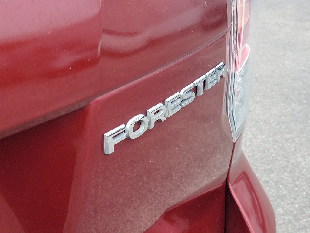 Used 2018 Subaru Forester 2.5i Premium AWD/4WD image 6