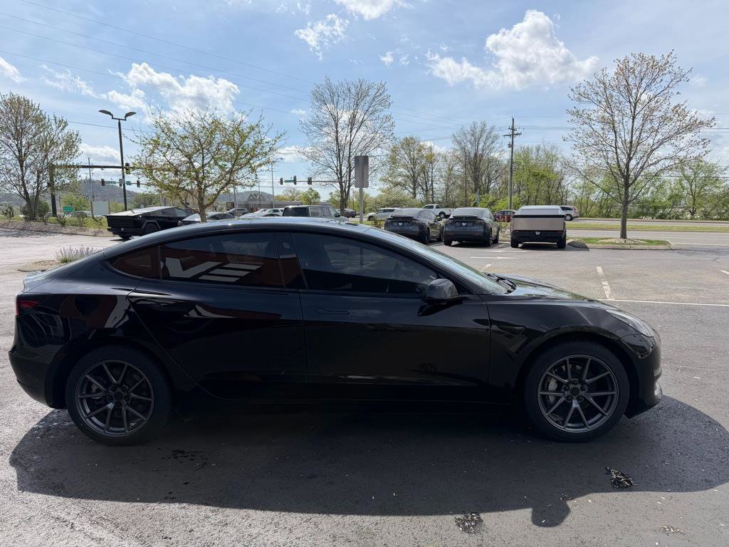 Used 2023 Tesla Model 3 Standard Range RWD image 4